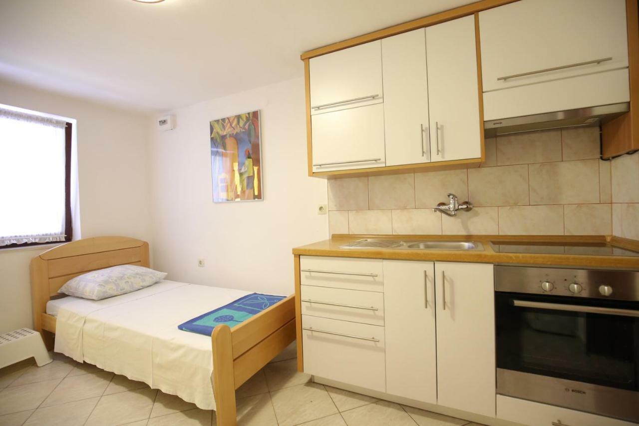 Apartments Paleka Petrčane Extérieur photo