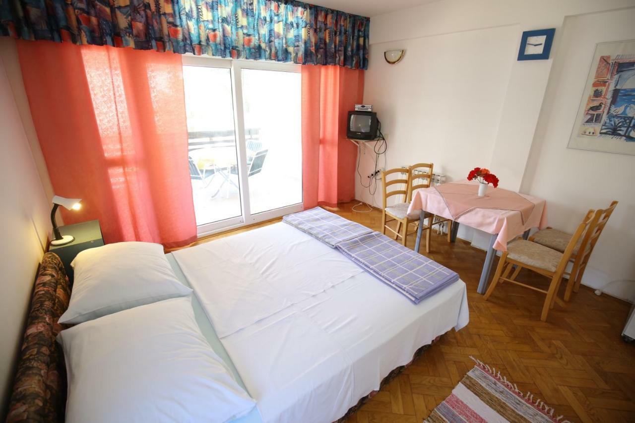 Apartments Paleka Petrčane Extérieur photo