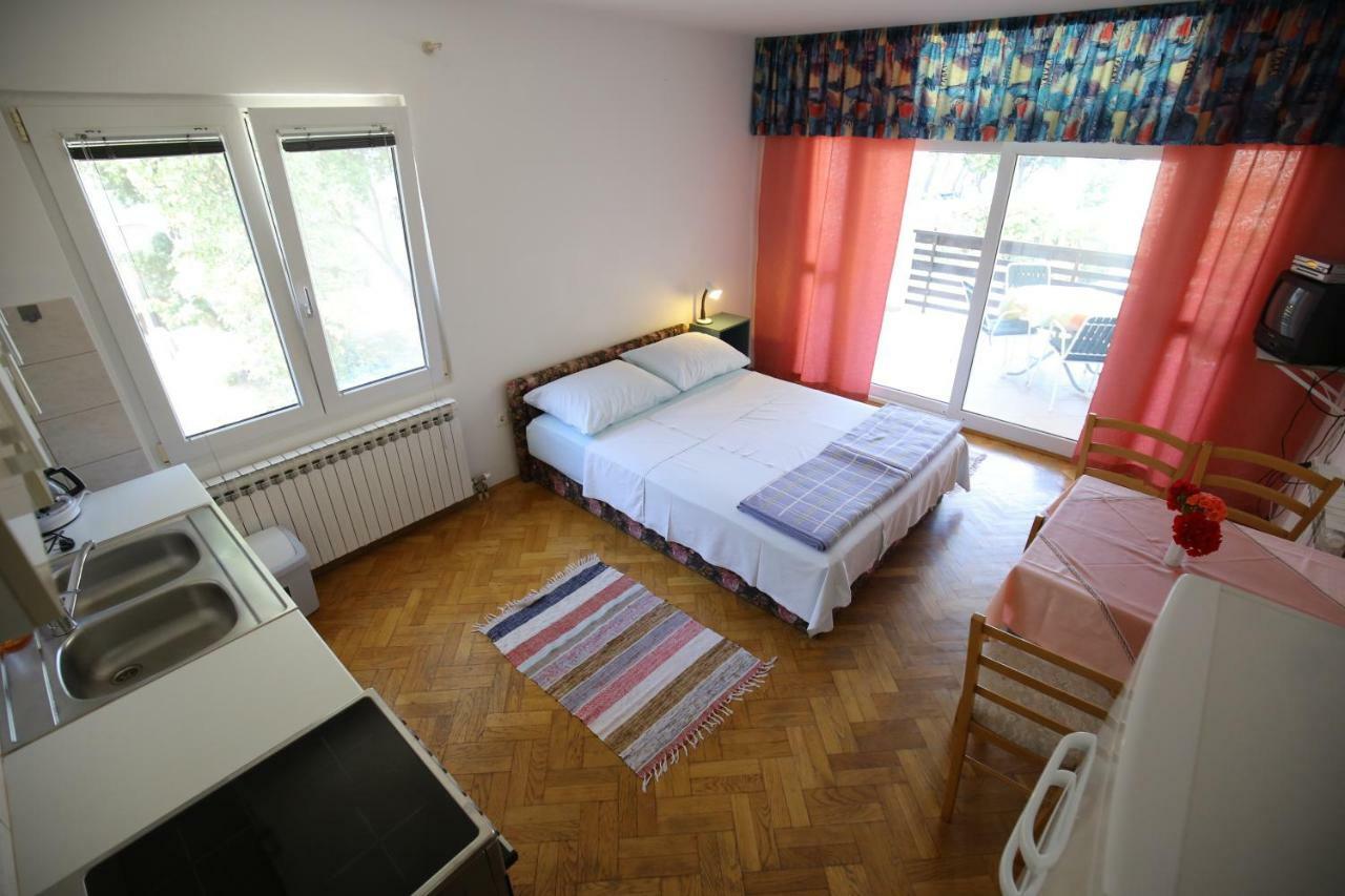 Apartments Paleka Petrčane Extérieur photo