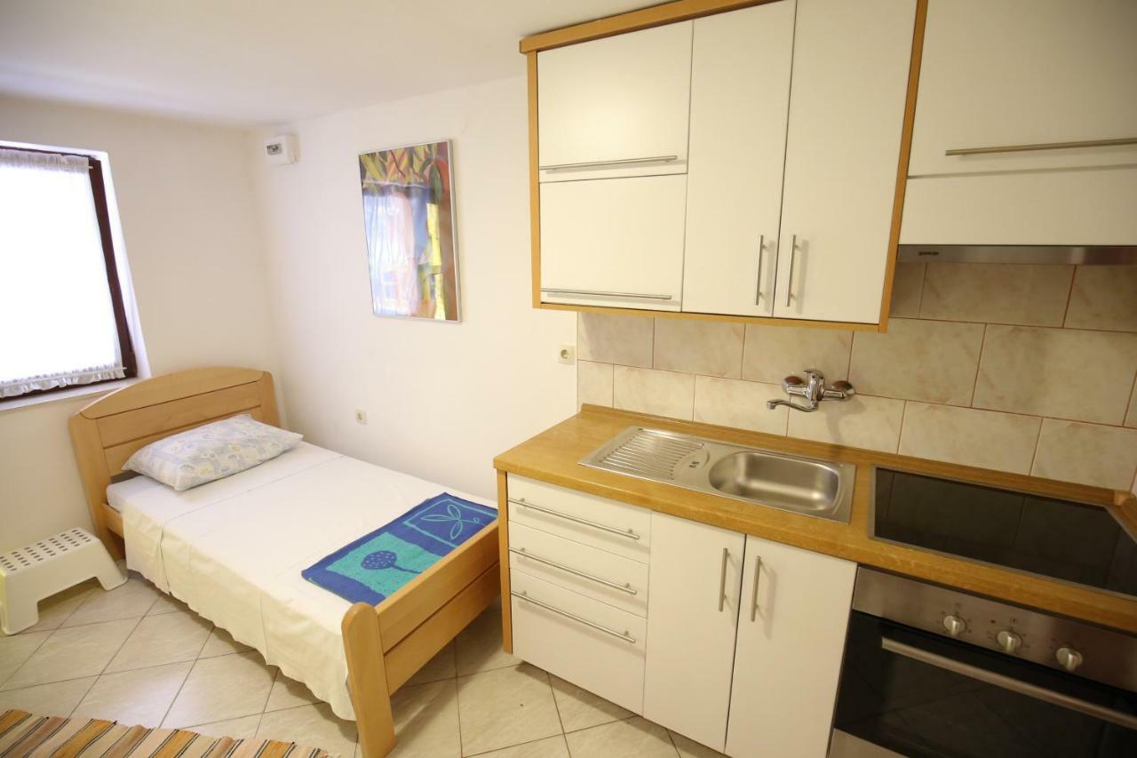 Apartments Paleka Petrčane Extérieur photo
