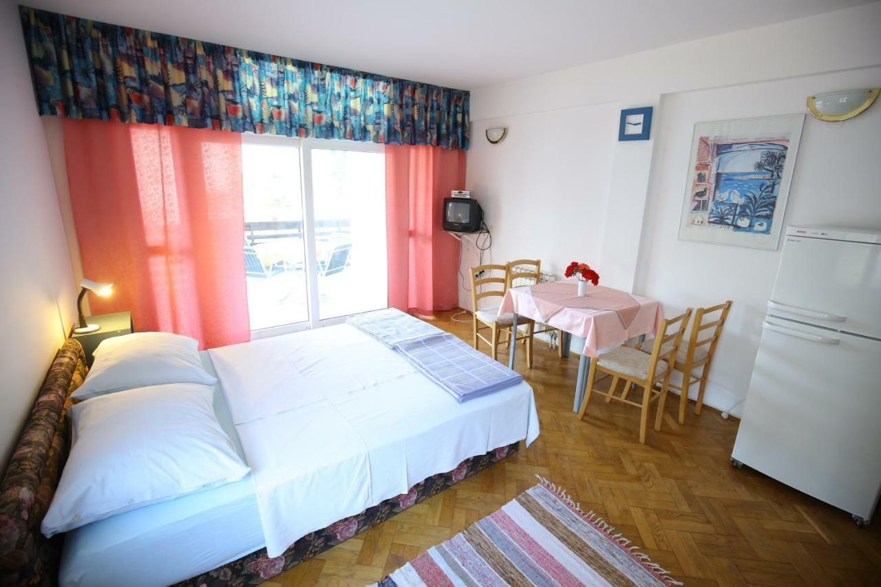 Apartments Paleka Petrčane Extérieur photo