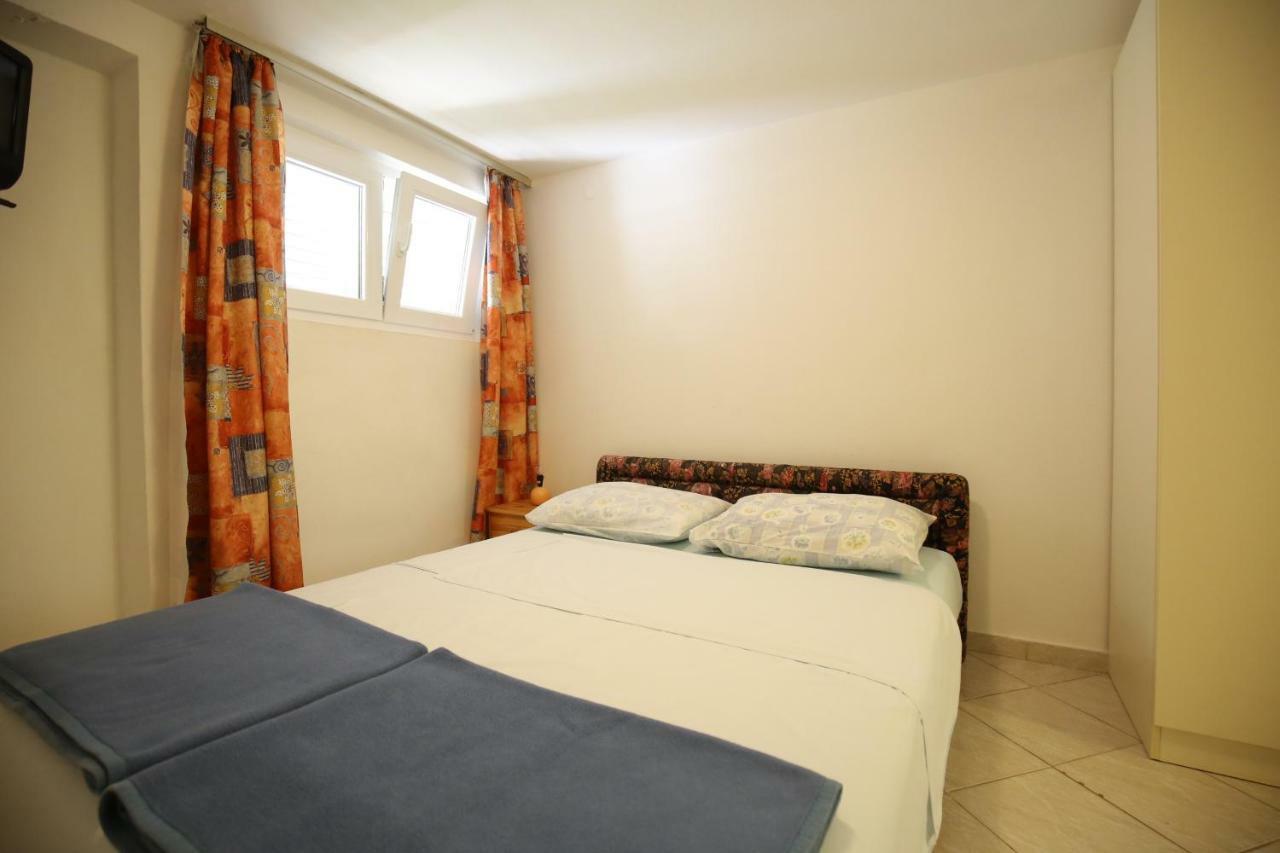 Apartments Paleka Petrčane Extérieur photo