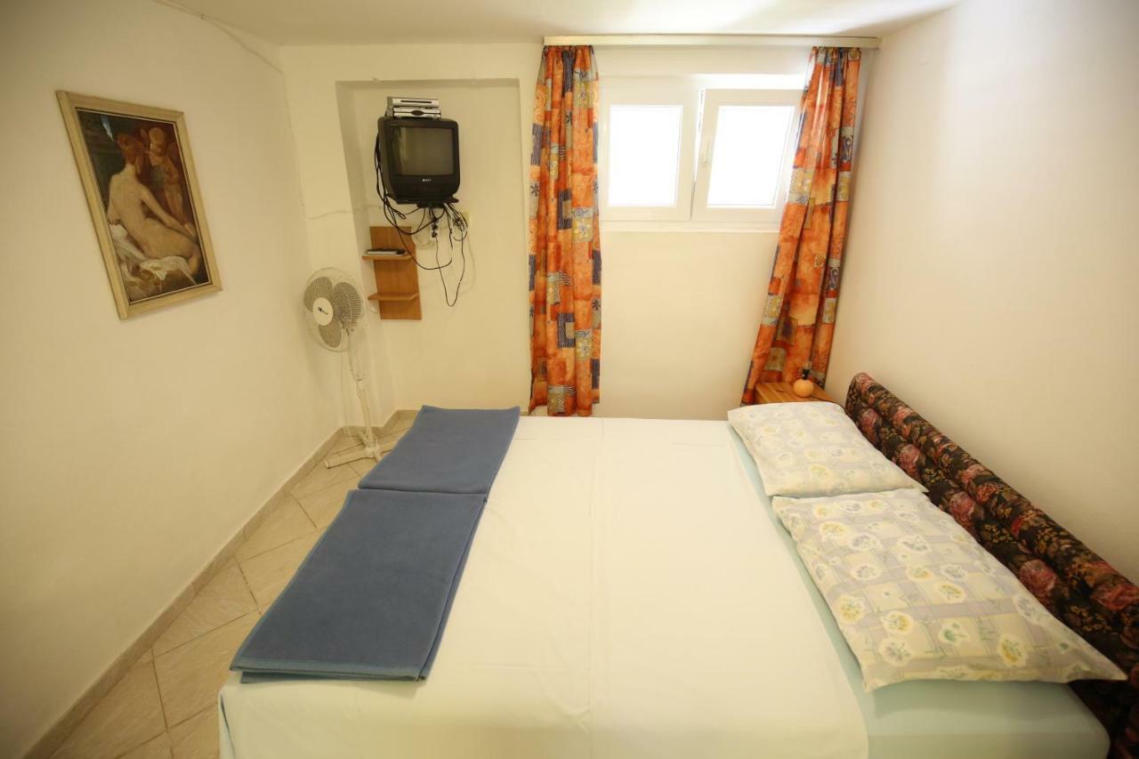 Apartments Paleka Petrčane Extérieur photo
