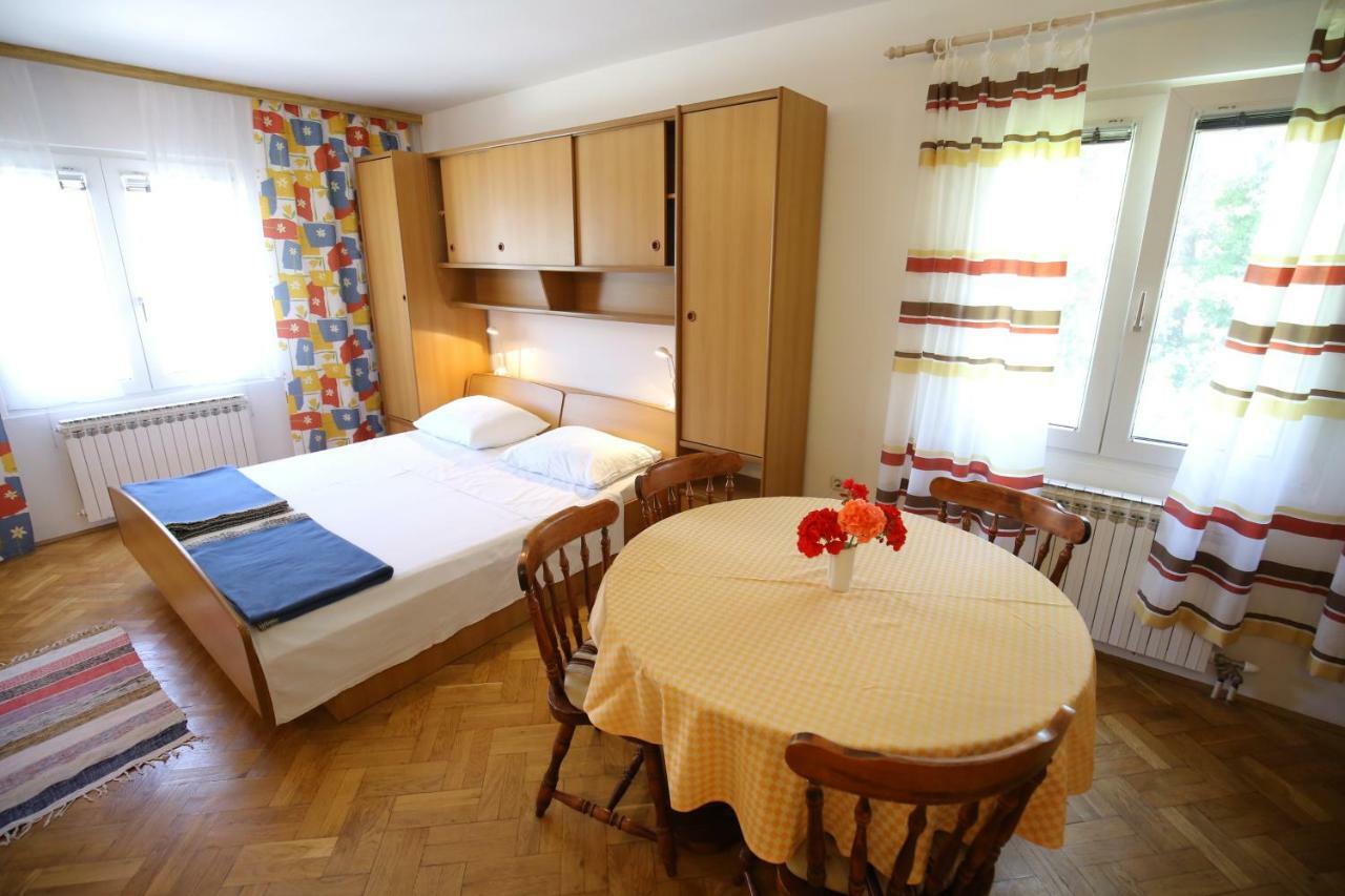 Apartments Paleka Petrčane Extérieur photo