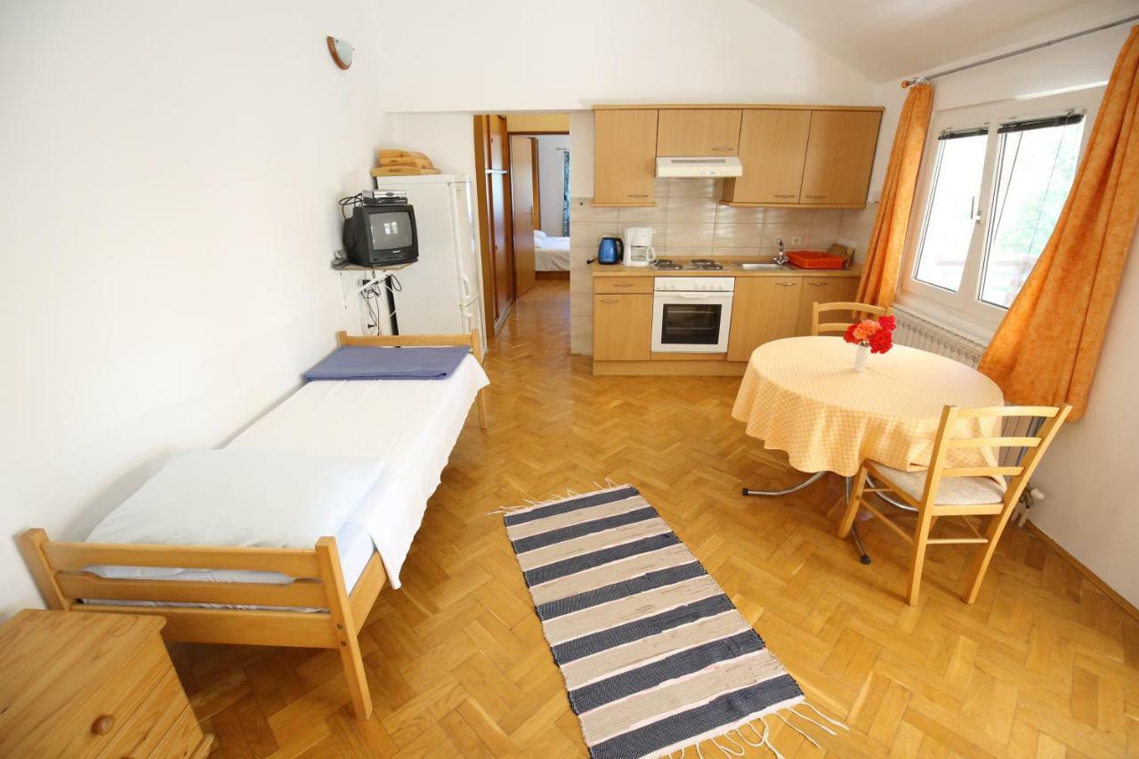 Apartments Paleka Petrčane Extérieur photo