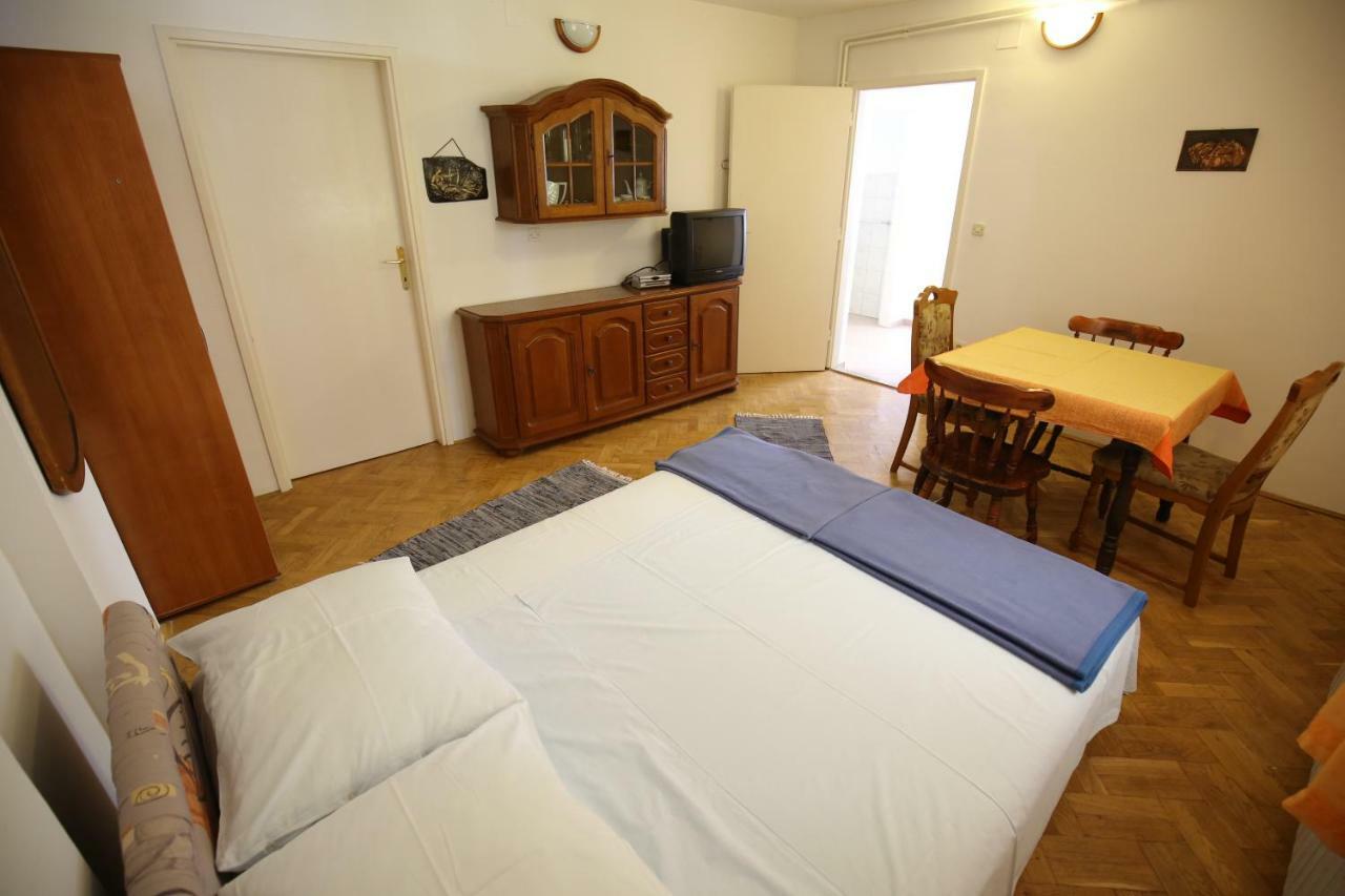 Apartments Paleka Petrčane Extérieur photo