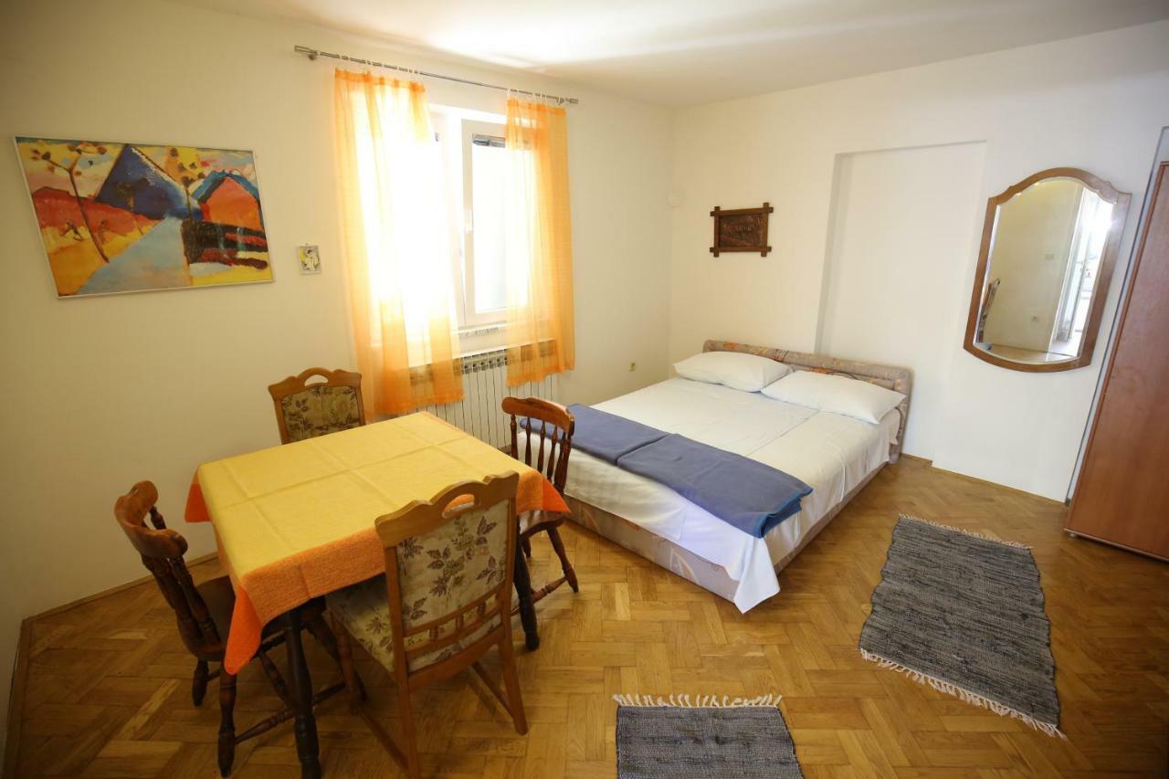 Apartments Paleka Petrčane Extérieur photo
