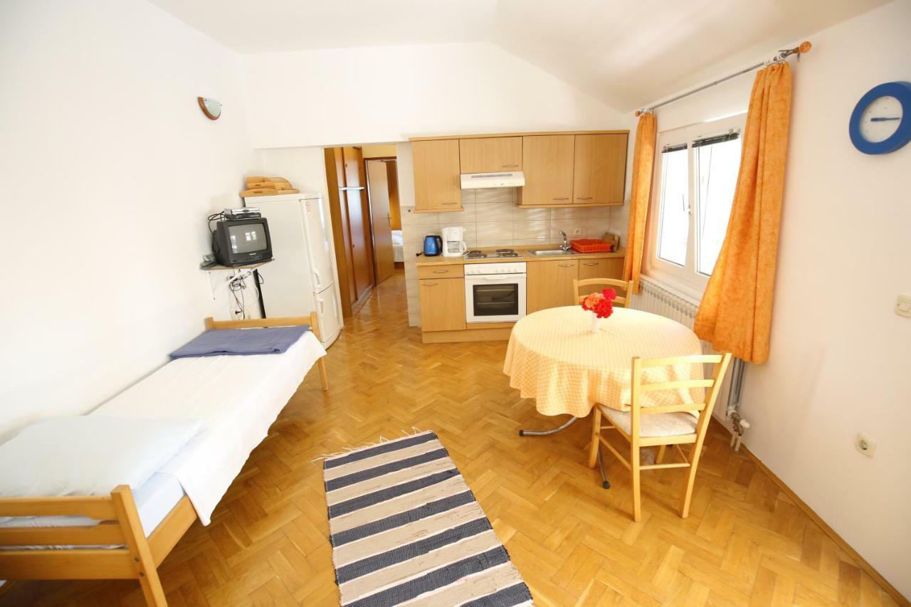 Apartments Paleka Petrčane Extérieur photo