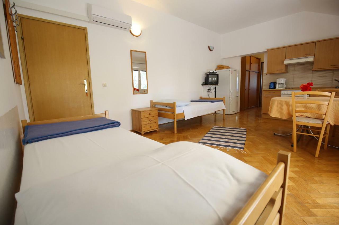 Apartments Paleka Petrčane Extérieur photo